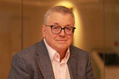 Ярослав Кузьминов - Ректор ВШЭ: Столичным школьникам труднее поступить в вуз в Москве, чем региональным - vm.ru - Москва - Санкт-Петербург