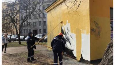 Прокуратура Петербурга передумала возбуждать уголовное дело из-за граффити с Навальным - piter.tv - Санкт-Петербург