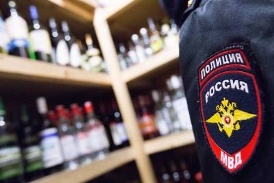Бутылку алкоголя за 250 тысяч рублей украли из магазина в центре Москвы - vm.ru - Москва