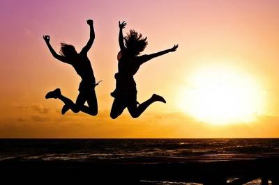 Россияне перечислили регионы, где провели лучший отпуск - vm.ru - Москва - Ленинградская обл. - Крым - Санкт-Петербург - Краснодарский край - респ. Алтай - Приморье край - Калининград - Владивосток - Калининградская обл. - республика Карелия