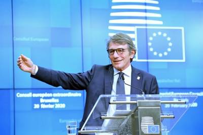 Давид Сассоли - В Европарламенте призвали принять балканские страны в состав ЕС - lenta.ru - Турция - Сербия - Македония - Черногория