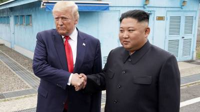 Дональд Трамп - Ким Ченын - Джо Байден - Трамп рассказал об особенности Ким Чен Ына - gazeta.ru - КНДР - шт.Северная Каролина