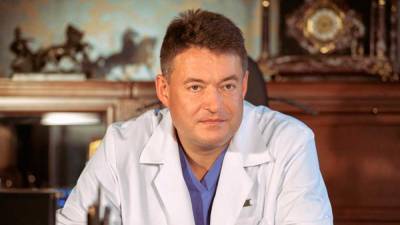 Андрей Каприн - Онколог Минздрава оценил безопасность прививок от COVID-19 для больных раком - runews24.ru