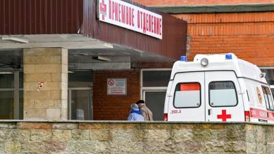 Женщина и четверо детей пострадали при опрокидывании автомобиля в Башкирии - newinform.com - Башкирия - респ. Татарстан