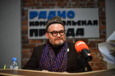 Александр Васильев - «Удивили нас»: Васильев показал прическу, которая делает на десять лет моложе - radiokp.ru