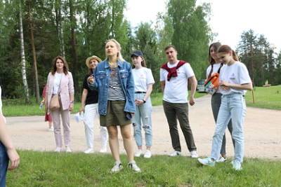Александр Пушкин - Российские школьники показали спектакль-фантазию к дню рождения Пушкина - lenta.ru - Москва - Московская обл. - Тула - Казань - Самара - Тамбов - Курск