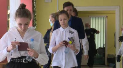 ЕГЭ по профильной математике сдадут более 7 тыс. школьников - vestivrn.ru - Воронежская обл.