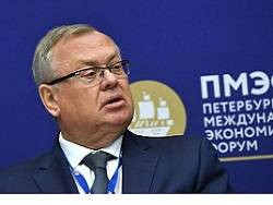 Антон Силуанов - Андрей Костин - Россия не может и не хочет жить без доллара. Глава ВТБ признал реальность - newsland.com - Москва