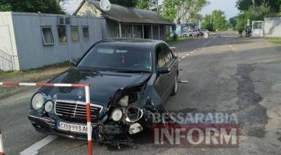 В Одесской области пьяный полисмен на «Мерседесе» пытался протаранить пограничников (фото) - odessa-life.od.ua - Молдавия - Одесская обл.