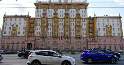 Житель Подмосковья вторгся в посольство США и заявил о вселенском заговоре - moslenta.ru - Москва - Московская обл.