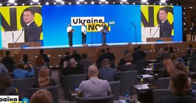 Владимир Зеленский - Зеленский в прямом эфире подписал закон о пластиковых пакетах и указ о высадке лесов - focus.ua