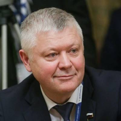 Василий Пискарев - Росфинмониторингу хотят разрешить отслеживать подозрительные переводы из-за рубежа - znak.com - Грузия - Эстония - Литва