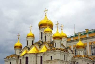 Иларион Алфеев - Митрополит Иларион рассказал, сколько зарабатывают священники в Москве - argumenti.ru - Москва