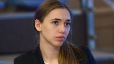 Ксения Разуваева - Росмолодёжь планирует развивать движение волонтёров-психологов - russian.rt.com