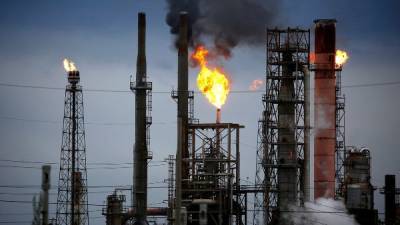 Нефть попятилась назад после достижения двухлетнего ценового рекорда - eadaily.com