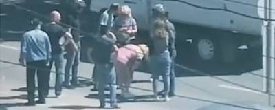 В Новосибирске на пешеходном переходе автобус сбил ребенка - runews24.ru - Новосибирск