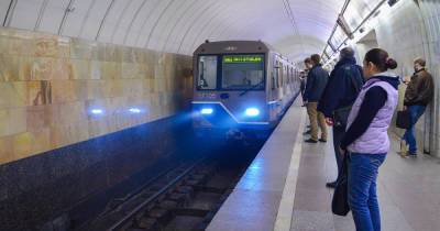 Экс-полицейскую изнасиловали в туалете московского метро - moslenta.ru