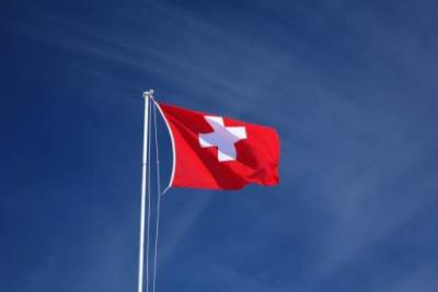 В Швейцарии хотят увеличить ликвидность для банков на фоне ситуации с UBS и Credit Suisse - versia.ru - Швейцария