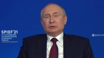 Владимир Путин - Путин заявил, что Москва заинтересована в мирном договоре с Токио - piter.tv - Москва - Токио - Япония