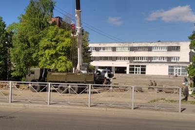 В благоустройстве Архангельска приняли участие военные - arh.mk.ru - Архангельск