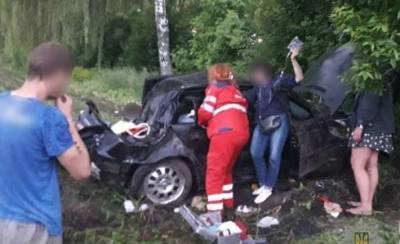 На Киевщине в ужасном ДТП погиб ребенок - lenta.ua - Киев - Киевская обл.