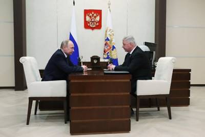 Владимир Путин - Михаил Шмаков - Профсоюзы попросили Путина разобраться с индексацией пенсий - lenta.ru