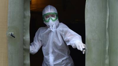 Георгий Сапего - Врач предостерег от народных способов лечения COVID-19 - iz.ru