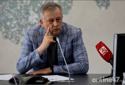 Александр Дрозденко - Сергей Тарасов - Отцу будущей первоклассницы из Новоселья отказывают в записи в школу со словам «Мест нет» –пришлось позвонить губернатору - ivbg.ru - Ленинградская обл.