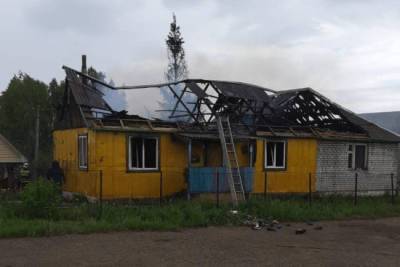 Фарит Гумеров - В Башкирии произошел пожар в доме, в котором находились трое детей - bash.news - Башкирия