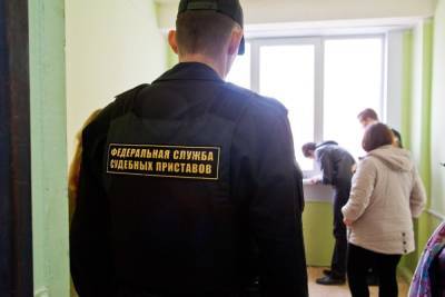Более 640 жителей Астраханской области не выплачивают алименты - volg.mk.ru - Астраханская обл.