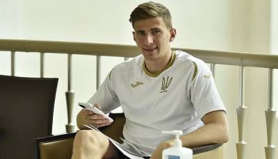 Илья Забарный - Забарный: «Очень важно, что команда снова не пропустила и сыграла на ноль» - sportarena.com - Украина - Киев - Румыния - Кипр