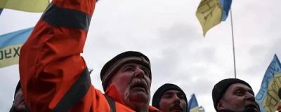 Владимир Зеленский - Госдума осудила украинский законопроект о коренных народах - runews24.ru - Одесская обл.