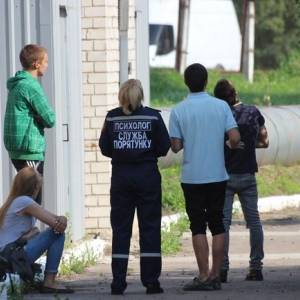 В Запорожье спасатели сняли мужчину с фасадной части многоэтажного дома - reporter-ua.com - Запорожская обл. - Запорожье