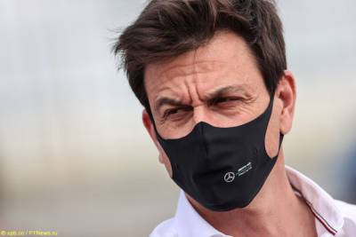 Тото Вольфф - В Mercedes не станут менять планы по подготовке к 2022-му - f1news.ru - Баку