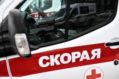 Появились подробности стрельбы возле школы в Волгоградской области - lenta.ru - Волжский - Волгоградская обл.