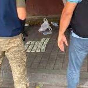 Запорожского полицейского, который помогал «откосить» от армии, взяли под домашний арест - reporter-ua.com - Запорожская обл.