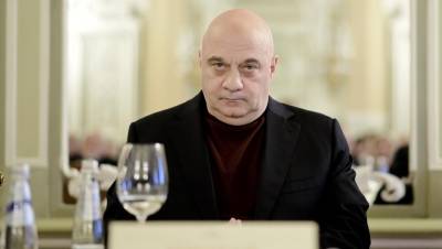 Александр Соколов - Миллиардера Ебралидзе обязали выплатить банку "Санкт-Петербург" 5,5 млрд - dp.ru - Ленинградская обл. - Санкт-Петербург