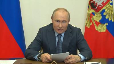 Владимир Путин - Петр I - Путин: система соцзащиты должна стать адресной и современной - vesti.ru