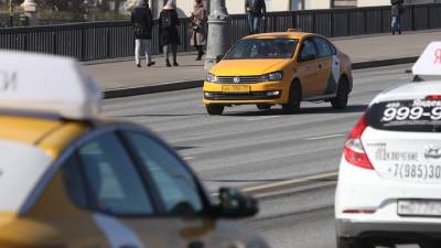 Пьяный водитель такси заявил в полицию на своих пассажиров - vm.ru - Москва