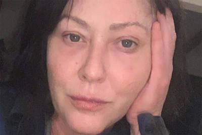 50-летняя актриса из «Зачарованных» показала лицо без макияжа - lenta.ru