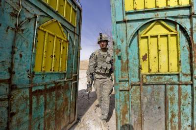 Кеннет Маккензи - Пентагон отчитался о выводе половины войск из Афганистана - tvc.ru - Афганистан