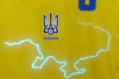 ФИФА оценила форму сборной Украины с изображением Крыма - lenta.ru - Крым