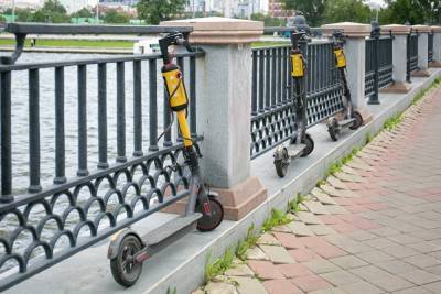 В Татарстане нетрезвый полицейский сбил ребенка на самокате - znak.com - респ. Татарстан - Набережные Челны