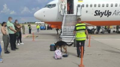 В «Борисполе» на самолёте искали бомбу - ru.slovoidilo.ua - Киев - Киевская обл. - Тбилиси