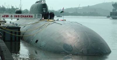 СМИ: Атомную подлодку "Чакра" вернули из Индии в Россию из-за взрыва - reendex.ru