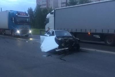 Костромичи просят городское ГИБДД обратить внимание на лихача-водителя белого «Мерседеса» и его - kostroma.mk.ru