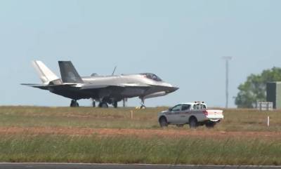 Австралийская пресса: Истребители F-35A ВВС Австралии в ходе учений применили «неустановленное вооружение» - topwar.ru - Австралия