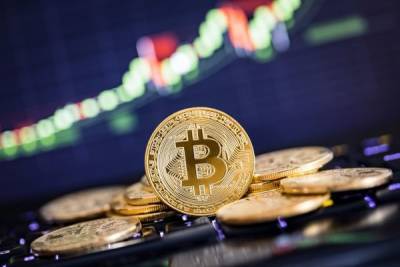 Котировки биткоина устремились вниз под давлением властей на криптовалюты - eadaily.com
