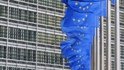 Европарламент утвердил введение сертификатов вакцинации от COVID-19 - russian.rt.com