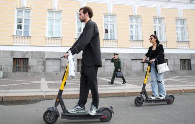 Полиция Петербурга опровергла информацию об изъятии арендных электросамокатов - tass.ru - Ленинградская обл. - Санкт-Петербург